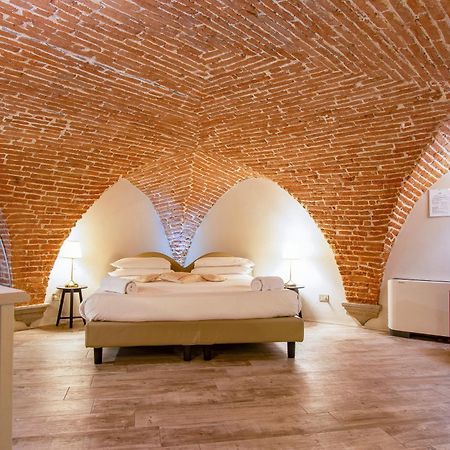N4U Guest House Флоренція Екстер'єр фото