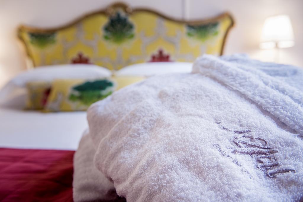 N4U Guest House Флоренція Екстер'єр фото